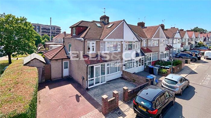 4 Bedroom End Of Terrace House For Sale In Stanley Park Drive, Wembley, HA0