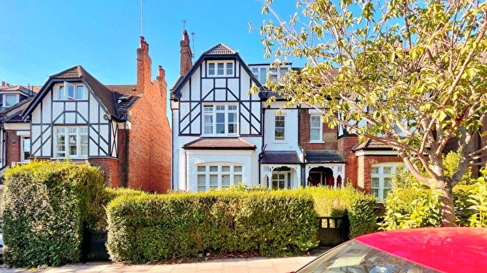 Studio To Rent In Cranley Gardens, Muswell Hill, N10