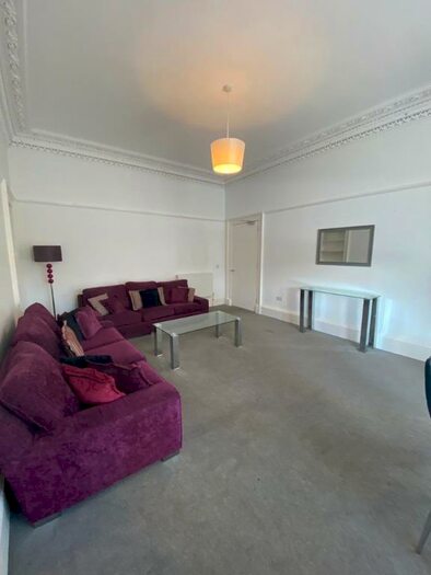 5 Bedroom Flat To Rent In East Preston Street, Newington, Edinburgh, EH8