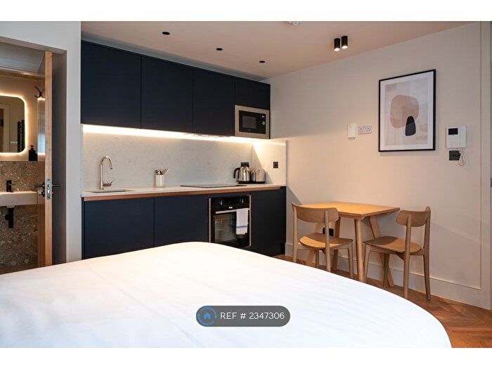 Studio To Rent In St Stephens Crescent, Notting Hill, W2