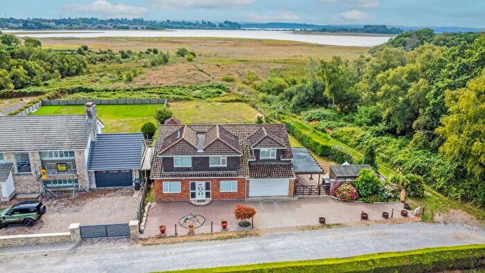 4 Bedroom Detached House For Sale In Beach Road, Upton, BH16