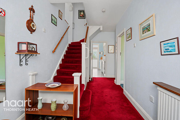 4 Bedroom Semi-Detached House For Sale In Maryland Road, Thornton Heath, CR7