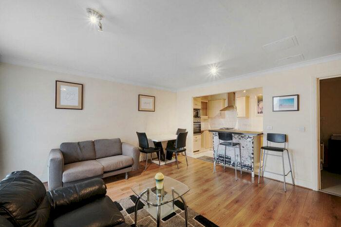 1 Bedroom Flat To Rent In Regent Court, North Bank, NW8