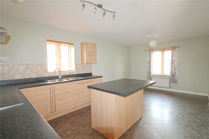 4 Bedroom Detached House For Sale In Gundy Grove, Trowbridge, BA14