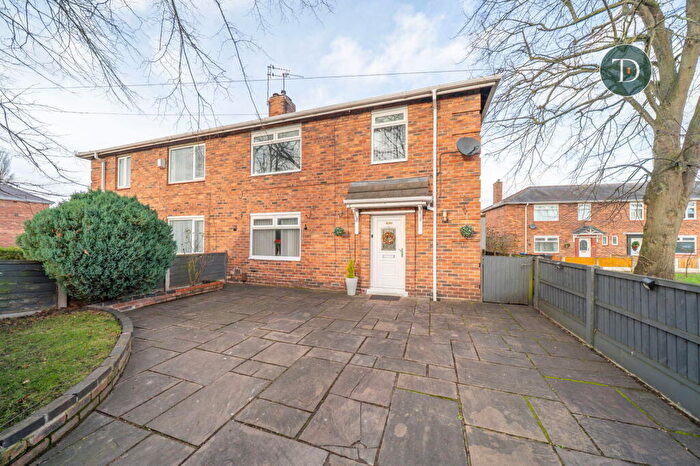 3 Bedroom Semi-Detached House For Sale In Malvern Avenue, Ellesmere Port, CH65