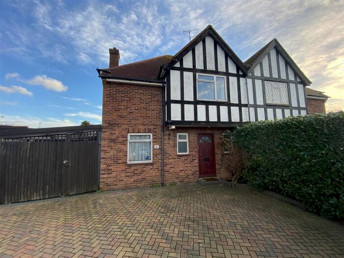 3 Bedroom Semi-Detached House To Rent In Raleigh Crescent, Goring-By-Sea, Worthing, BN12