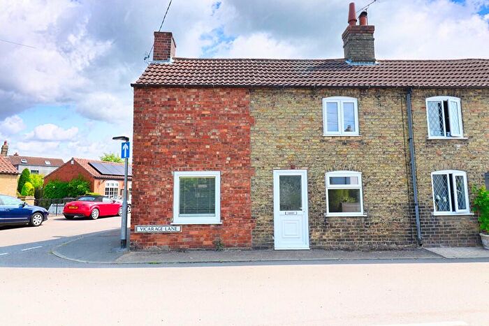 3 Bedroom Semi-Detached House For Sale In Vicarage Lane, Welton, LN2