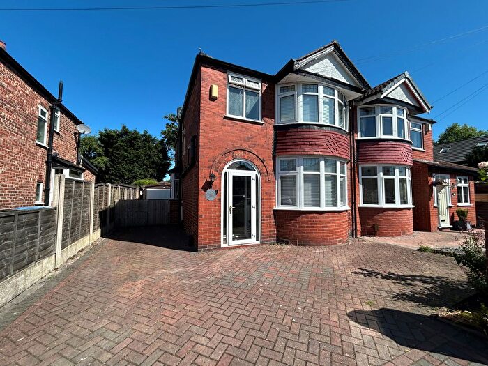 3 Bedroom Semi-Detached House To Rent In Craddock Road, Sale, M33