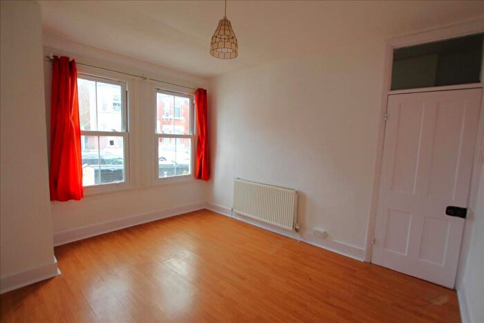 2 Bedroom Flat To Rent In Stoke Rochford, Kitchener Road, Tottenham, London, N17