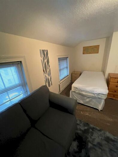 Studio To Rent In Zinzan Street, Reading, Berkshire, RG1