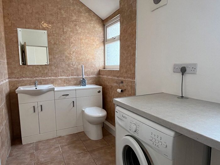 3 Bedroom Property To Rent In West End Lane, Doncaster, DN11