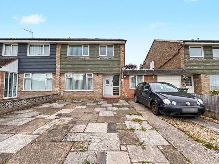3 Bedroom Semi-Detached House For Sale In Menivale Close, Marshside, Southport, PR9