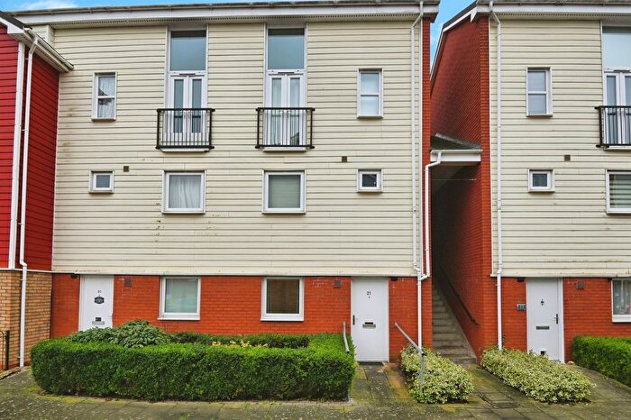 1 Bedroom Flat For Sale In Merlin Walk, Birmingham, B35