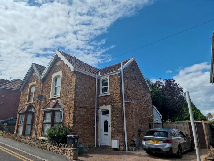 3 Bedroom House To Rent In Roath Road, Portishead, Bristol, BS20