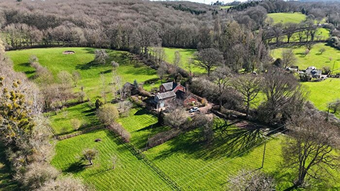 4 Bedroom Detached House For Sale In Aston Ingham Road, Kilcot, GL18