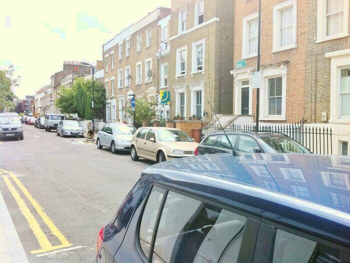 Terraced House To Rent In Milton Grove, Stoke Newington, N16
