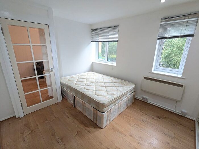 1 Bedroom Flat To Rent In Brindley Close, Alperton, HA0