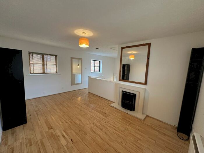 1 Bedroom Maisonette To Rent In Bedroom Maisonette – Somerset Gardens, Creighton Road, N17