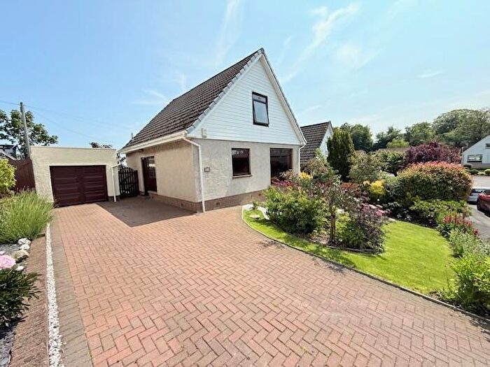 3 Bedroom Detached House For Sale In Glenfield, Carnock, Dunfermline, KY12