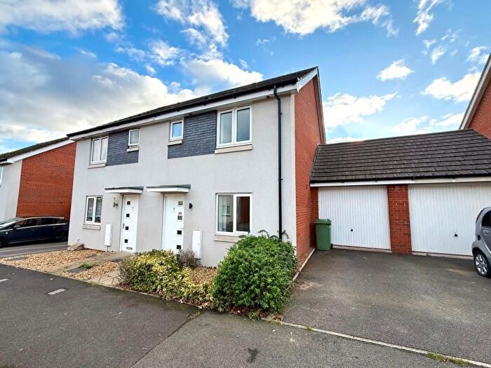 3 Bedroom Semi Detached House To Rent In Chessel Drive, Patchway, Bristol, BS34