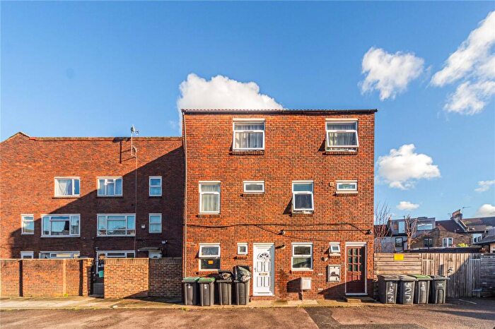 4 Bedroom Terraced House For Sale In Hallam Road, London, N15