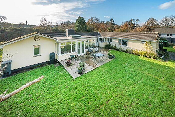 4 Bedroom Bungalow For Sale In Avonwick, South Brent, TQ10