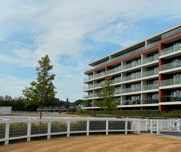 2 Bedroom Apartment To Rent In Racecourse Road, Newbury, RG14