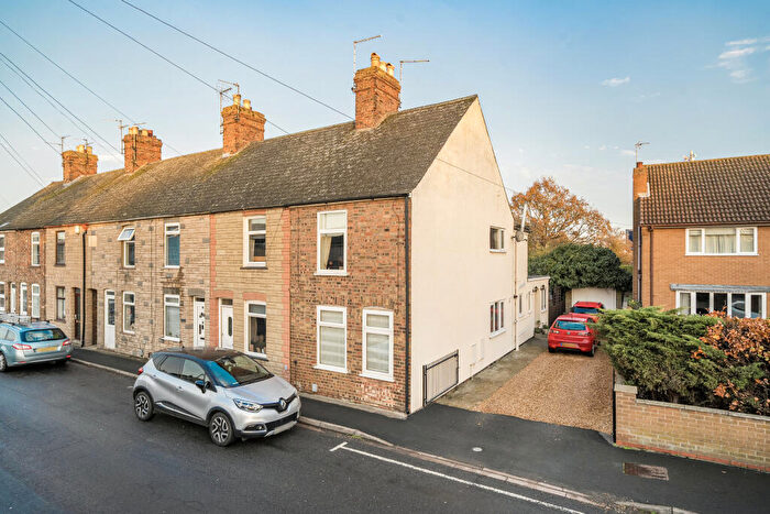 2 Bedroom End Of Terrace House For Sale In Crossway Hand, Whittlesey, Peterborough, PE7