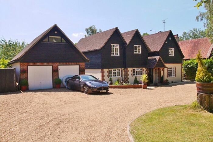6 Bedroom Detached House To Rent In Forest Grange, Horsham, RH13