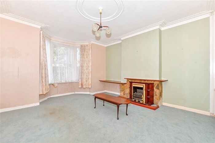 2 Bedroom Semi-detached House For Sale In Balfour Road, Portsmouth, Hampshire, PO2