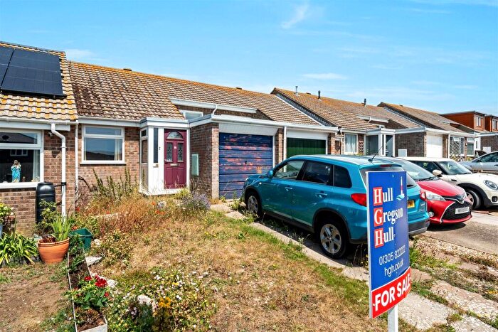 2 Bedroom Bungalow For Sale In Branscombe Close, DT5