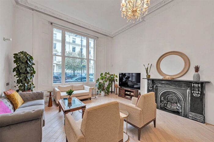 1 Bedroom Flat For Sale In Warrington Crescent, Little Venice, London, W9