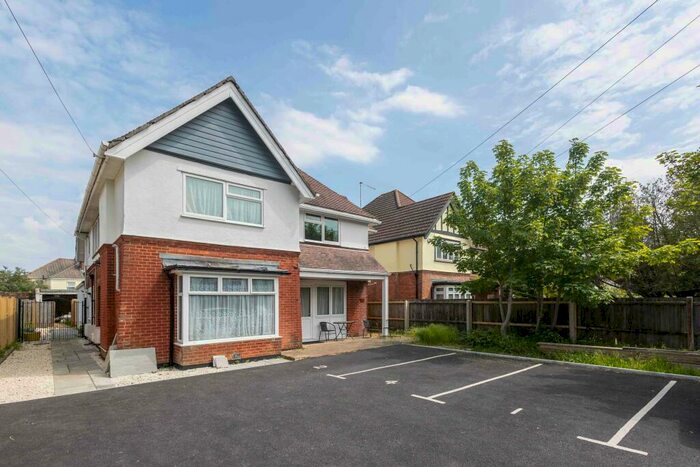 1 Bedroom Flat To Rent In Lowther Road, , Bournemouth, BH8