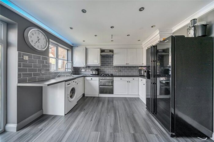 3 Bedroom Link Detached House For Sale In Shorte Close, Headington, Oxford, OX3