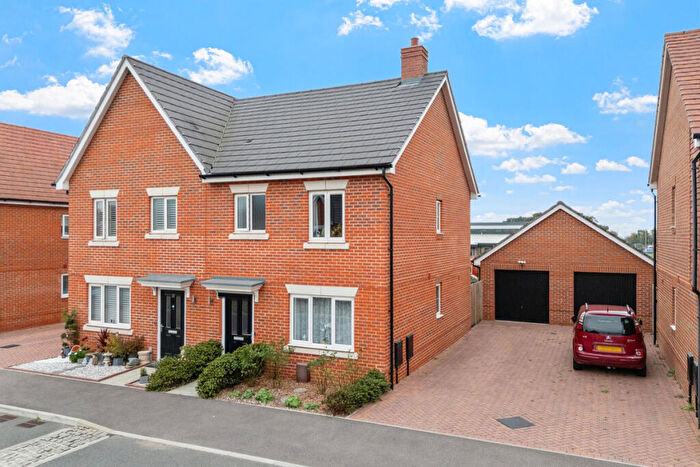 3 Bedroom Semi-Detached House For Sale In Harris Road, Chichester, PO19