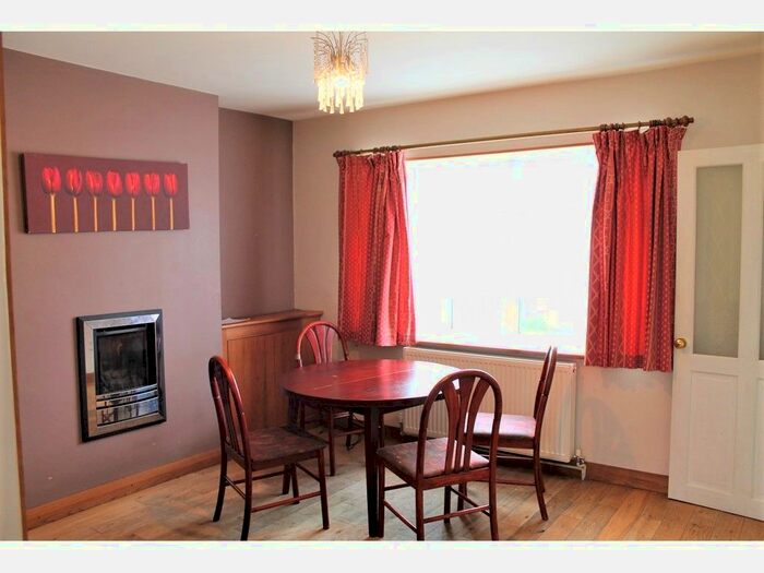 3 Bedroom Semi Detached House To Rent In Kingston Avenue, Wigston, LE18