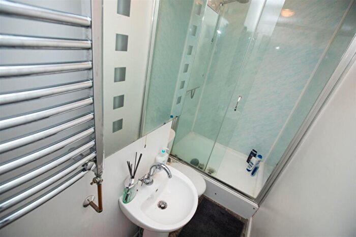 7 Bedroom House To Rent In Hubert Road, Birmingham, West Midlands, B29