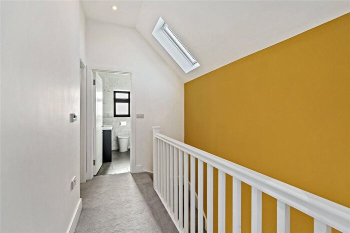 2 Bedroom Semi-Detached House For Sale In Acacia Road, Hampton, TW12