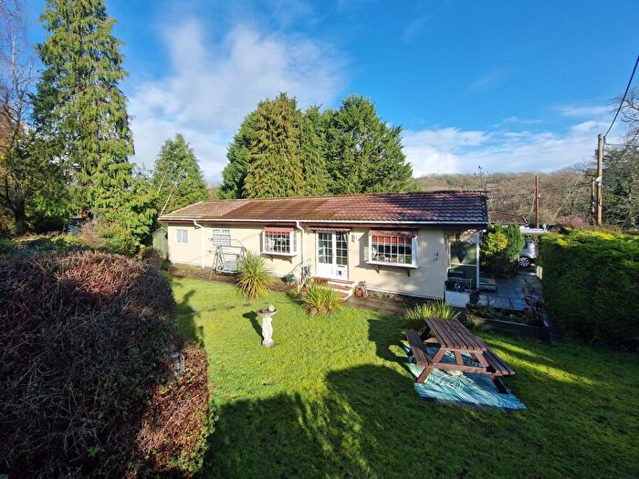 3 Bedroom Park Home For Sale In Pathfinder Village, Exeter, EX6