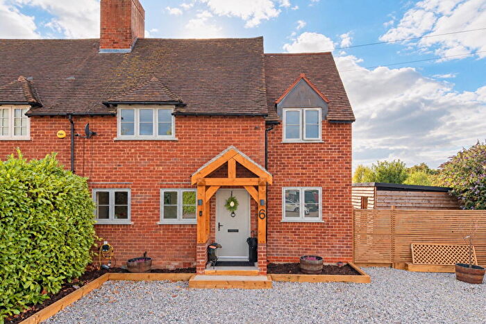 3 Bedroom Semi-Detached House For Sale In Salters Lane, Wootton Wawen, Henley-in-Arden, B95