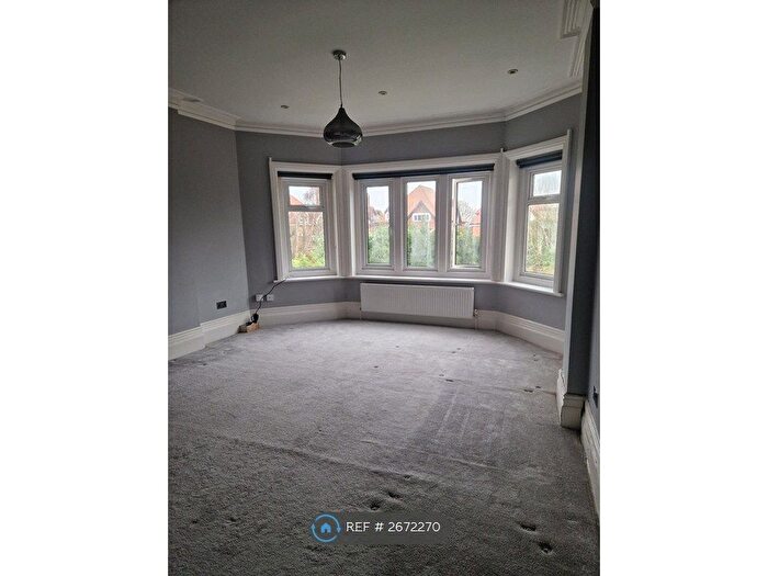 2 Bedroom Flat To Rent In Grimston Gardens, Folkestone, CT20