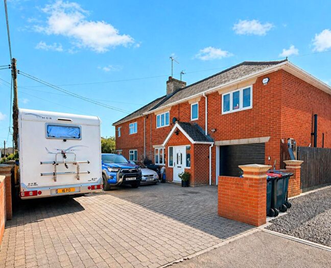 5 Bedroom Semi Detached House For Sale In Mortimer Road, Hatfield Peverel, Chelmsford, CM3