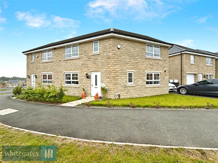 3 Bedroom Semi-Detached House For Sale In Newland Avenue, Cudworth, S72