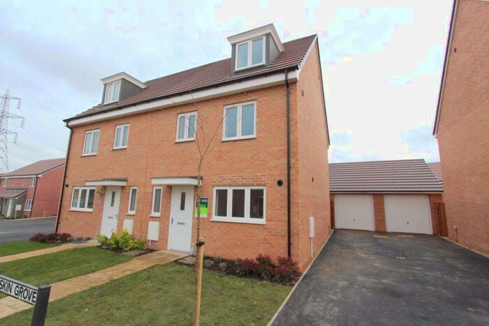 4 Bedroom House To Rent In Siskin Grove, Leighton Buzzard, LU7