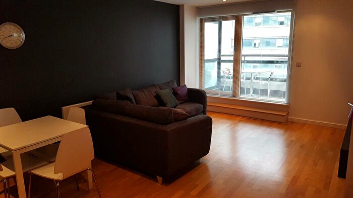 1 Bedroom Flat To Rent In Gateway East, Marsh Lane, Leeds, LS9