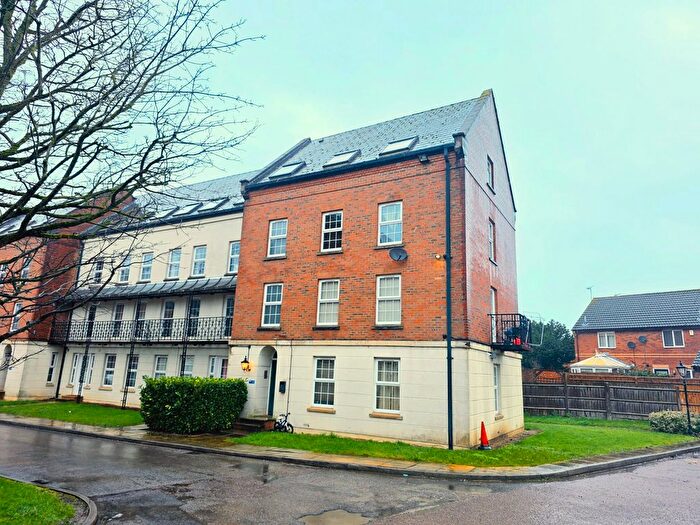 2 Bedroom Flat To Rent In Victoria Place, Banbury, OX16