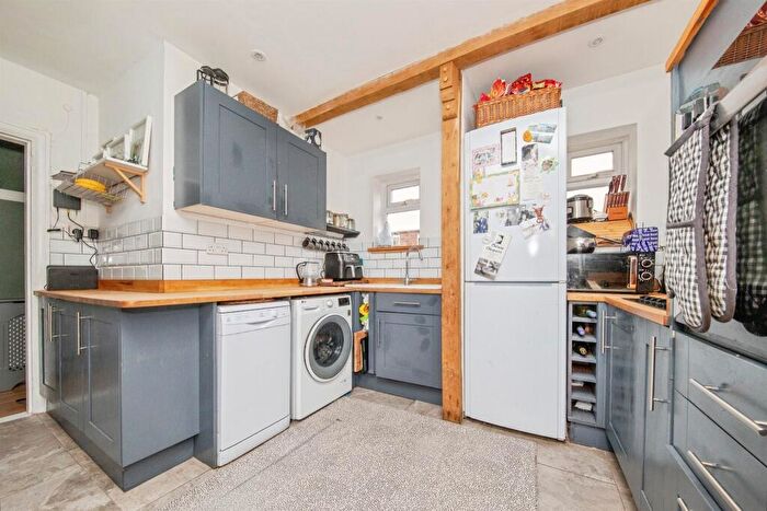3 Bedroom Semi-Detached House For Sale In Whitton Church Lane, Ipswich, IP1
