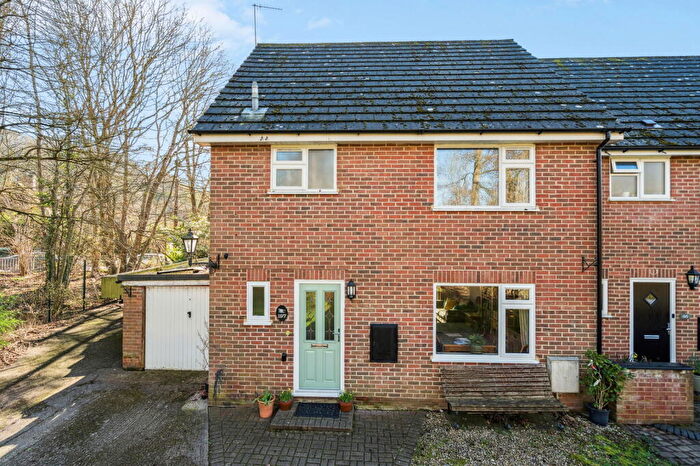 3 Bedroom End Of Terrace House For Sale In Bois Moor Road, Chesham, HP5
