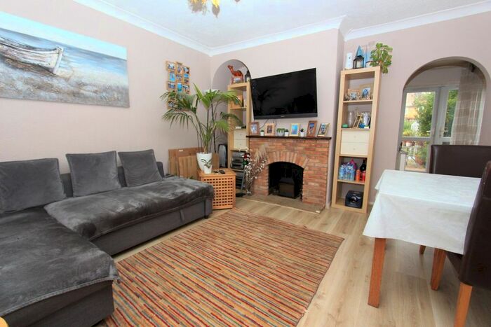 2 Bedroom Terraced House To Rent In Torworth Road, Borehamwood, WD6