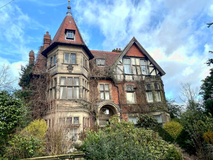 2 Bedroom Apartment To Rent In Hawthornden Manor, Uttoxeter, ST14